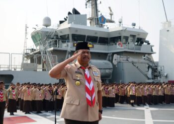 Kwarnas Gelar Upacara Tabur Bunga di Laut untuk Peringati Hari Pramuka ke-63 Tahun 2024